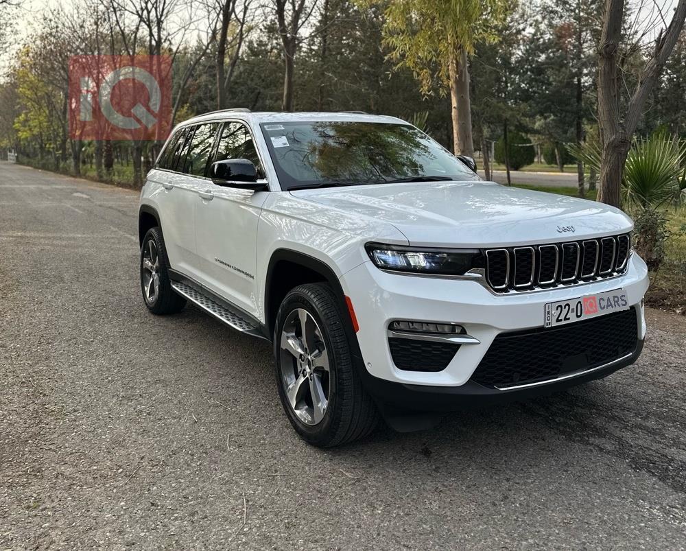 جيب جراند شيروكي